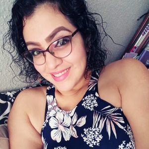 Meet your Posher, Lizzet